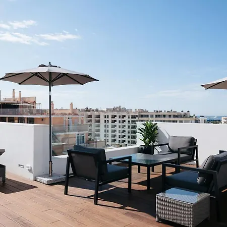 Terreno Suites